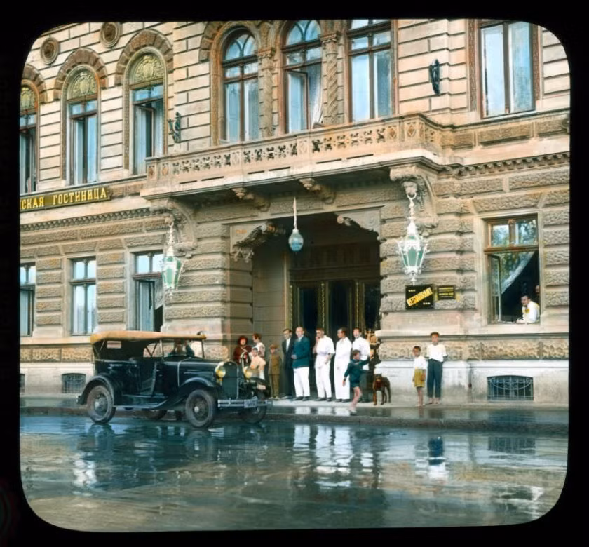 Bên ngoài tòa thị chính thành phố Odessa.