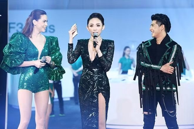 Tóc Tiên - Hồ Ngọc Hà chung khung hình: Ai đẹp hơn? - Hình 4 Toc Tien - Ho Ngoc Ha chung khung hinh: Ai dep hon?-Hinh-4