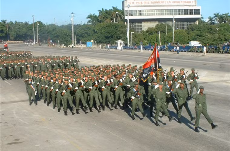 Suc manh dang gom cua Quan doi Cuba