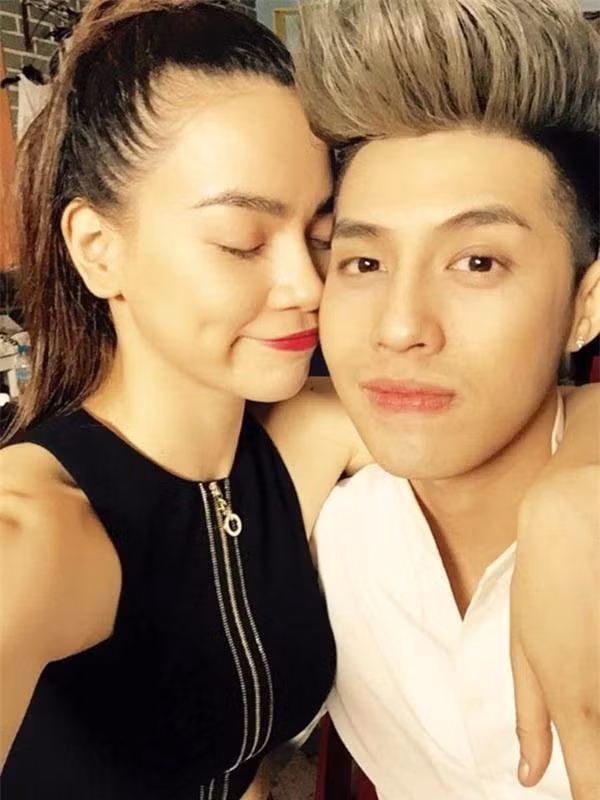 Ngoại hình Hồ Ngọc Hà - Noo Phước Thịnh thay đổi sau 8 năm - Hình 13 Ngoai hinh Ho Ngoc Ha - Noo Phuoc Thinh thay doi sau 8 nam-Hinh-13