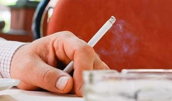 3 phương pháp có thể giúp bạn cai thuốc lá thành công 3 phuong phap co the giup ban cai thuoc la thanh cong