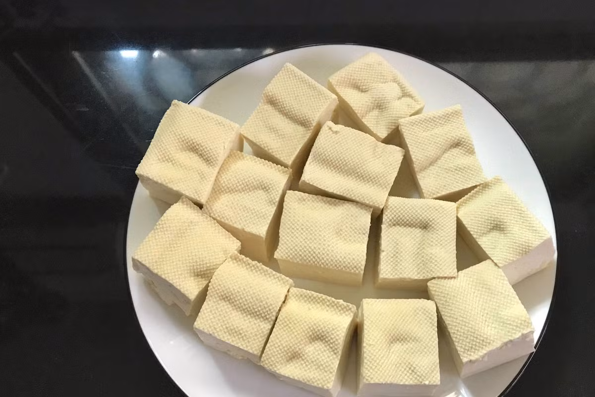 Rán đậu bằng nồi chiên không dầu, thêm mẹo này đậu ngoài giòn, trong mềm - Hình 4 Ran dau bang noi chien khong dau, them meo nay dau ngoai gion, trong mem-Hinh-4