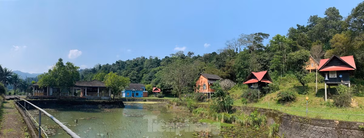 Nước khoáng nóng ở Khu du lịch này đã được Bộ KH&amp;CN đánh giá là một trong những mỏ nước khoáng tốt nhất phía Bắc Việt Nam. Vừa có tác dụng giúp duy trì trạng thái cân bằng của cơ thể khi tắm, vừa giảm stress và mang lại cảm giác thư thái và dễ chịu cho du khách. Tuy nhiên tiềm năng lợi thế tại đây chưa được khai thác hiệu quả.