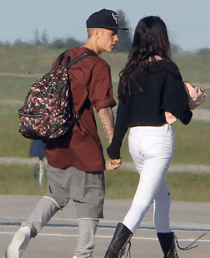 Mối tình sớm nở chóng tàn của hai ngôi sao ca nhạc Justin Bieber và Selena Gomez lại được nhen nhóm trở lại khi anh chàng ca sĩ lắm tật đưa người yêu về thăm quê.