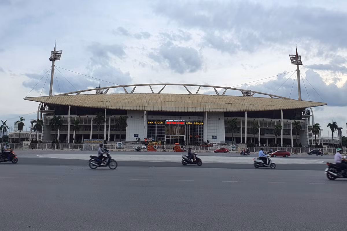 Kien nghi Bo Cong an lam ro vi pham tai Khu lien hop the thao QG