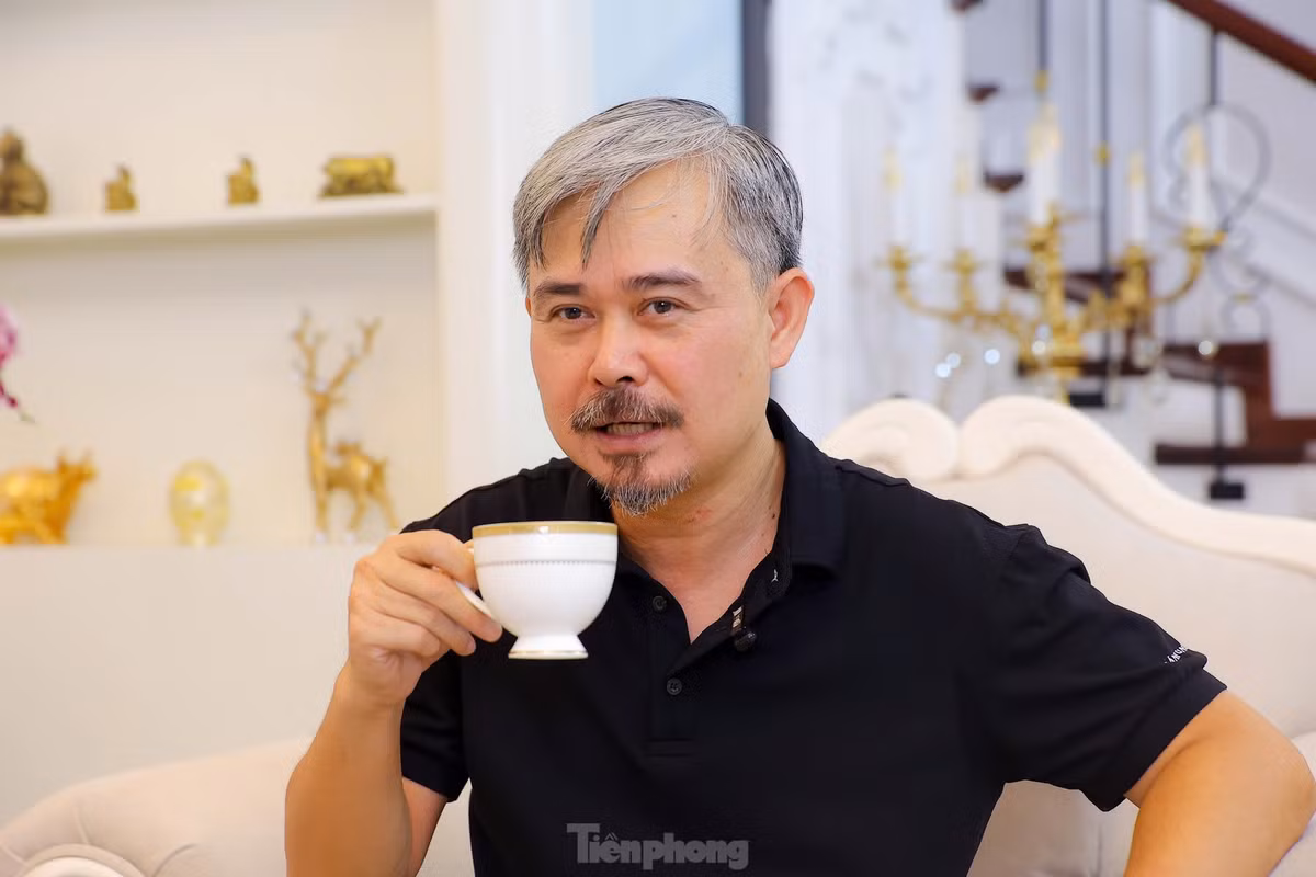 Trong hình dung của anh, Quân là nhân vật hiểm độc, mưu mô và máu lạnh. Nghệ sĩ Vĩnh Xương băn khoăn làm thế nào để toát ra cái uy của kẻ cầm đầu, trong khi vẻ ngoài của anh khá hiền lành. Nam diễn viên đầu tư khá nhiều về phục trang cho vai Quân, một số bộ quần áo anh đặt may riêng để phù hợp với nhân vật.