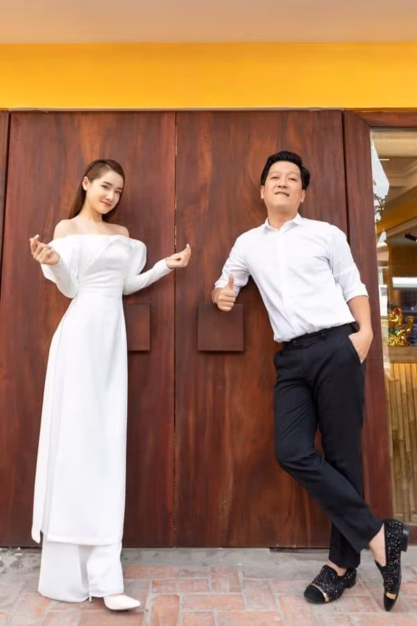 Trường Giang quanh năm trung thành với một style - Hình 5 Truong Giang quanh nam trung thanh voi mot style-Hinh-5