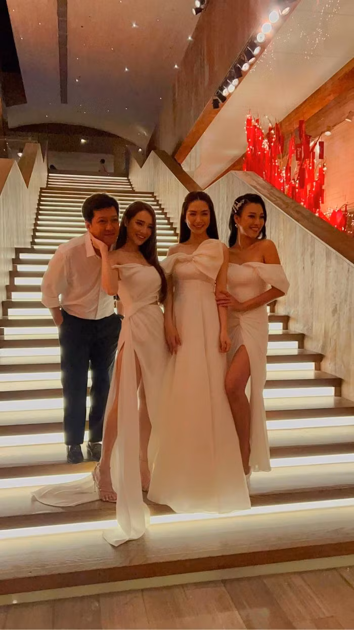 Trường Giang quanh năm trung thành với một style Truong Giang quanh nam trung thanh voi mot style