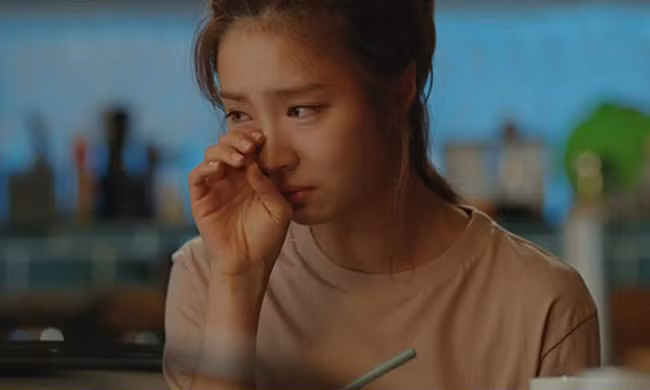 Thấy mâm cơm tươm tất, chồng “tối sầm mặt” mỉa mai ảnh 2 Thấy mâm cơm tươm tất, chồng tối sầm mặt mỉa mai nhưng tiếng vặn cửa khẽ khàng sau đó lại khiến anh ta run như cầy sấy - Hình 2