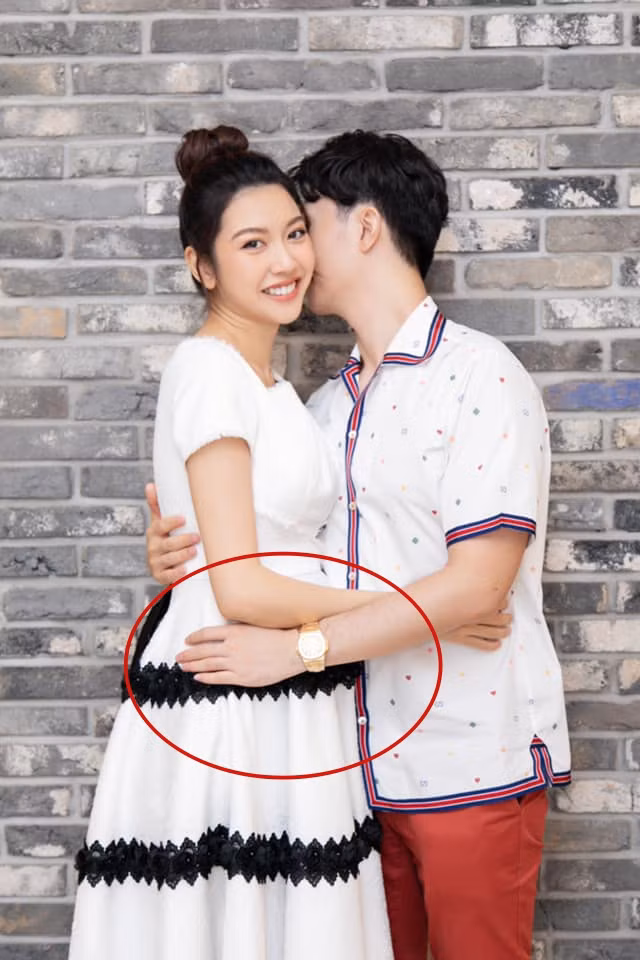 A hau Thuy Van de lo ro bung bau truoc khi lam dam cuoi-Hinh-3