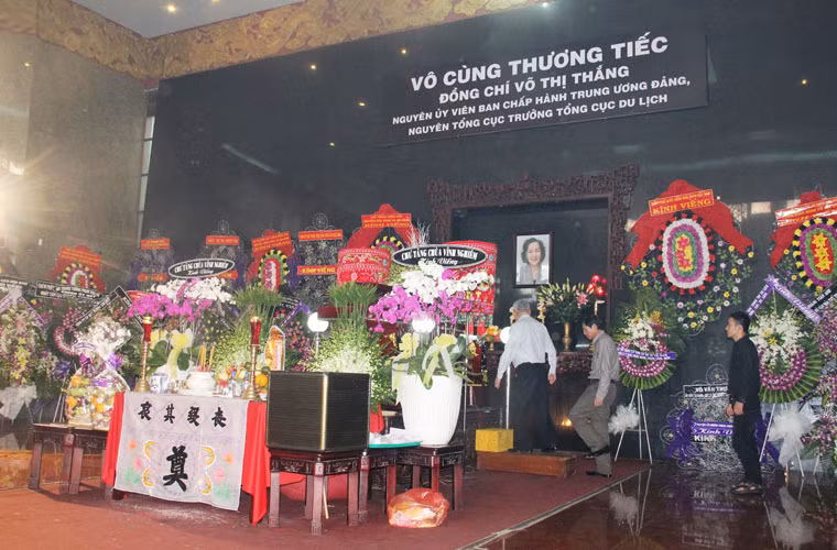 Sau đó 7h cùng ngày, bà Võ Thị Thắng sẽ được đưa về quê nhà ở Ấp Rạch Rích, xã Tân Bửu, huyện Bến Lức, tỉnh Long An an táng.