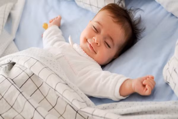 Các bà mẹ hay rỉ tai nhau dùng các loại si rô giúp bé ăn ngon ngủ ngon, song thực chất các chế phẩm này chứa ciproheptadine có tác dụng chính là chống dị ứng, tác dụng phụ là kích thích ăn ngon, gây buồn ngủ. Do vậy, những bé hay quấy, khó ăn, khó ngủ, khi dùng thuốc này thường ngủ ngon, bớt quậy hơn.
