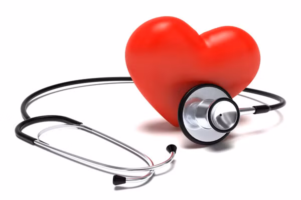 5. Nhịp tim bất thường. Nhịp tim không đều hoặc loạn nhịp, khi thì quá nhanh, khi thì quá chậm. Đó có thể là dấu hiệu sớm của bệnh động mạch vành và cuối cùng có thể dẫn đến đột quỵ hoặc đau tim.