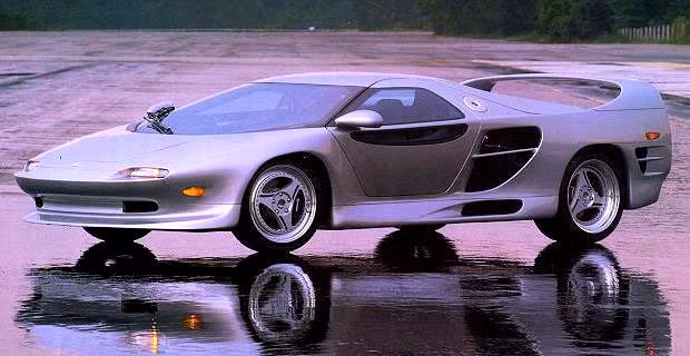 Vector M12 1995 (180.000 USD). Siêu xe đắt tiền này được sản xuất bởi hãng Vector Aeromotive từ năm 1995 đến năm 1998. Họ sử dụng một khung xe kéo dài cùng động cơ Lamborghini Diablo để tạo ra chiếc xe.