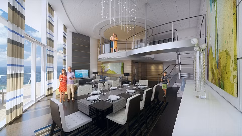 Du thuyền Quantum of the Seas có một đài quan sát hình cầu mang tên North Star (Sao Bắc Đẩu). North Star cho phép tối đa 13 du khách có thể quan sát biển ở độ cao hơn 90m tính từ boong tàu. Tính năng này sẽ hoạt động cho dù con tàu đang cập cảng hoặc hay di chuyển ngoài khơi.