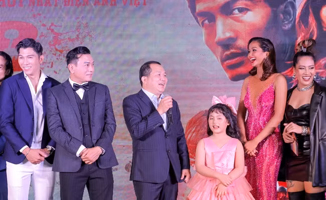 The Rock Viet Nam: Dong phim “578” vat va hon ca thi dau vat-Hinh-5