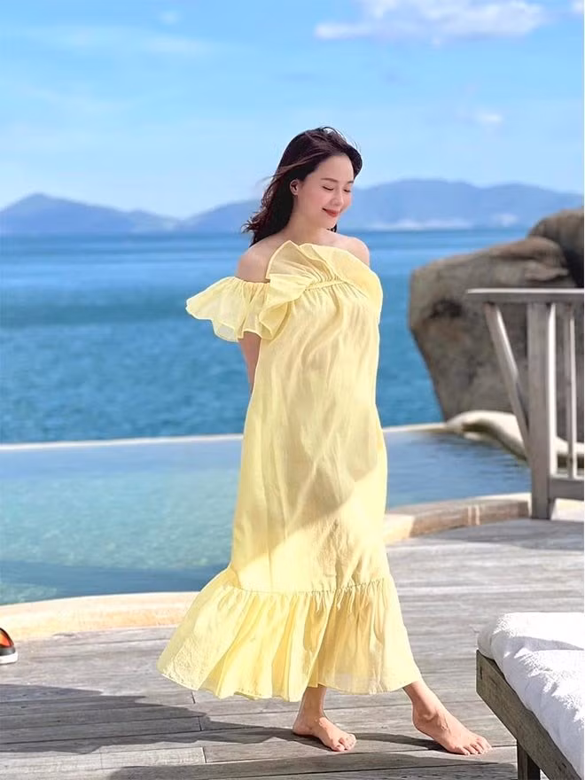 Thoi trang di bien cua my nhan Viet: Dam Thu Trang nhe nhang, Hong Diem chuan nang tho-Hinh-8
