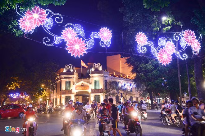 Trụ sở công an quận Hoàn Kiếm, một trong những địa danh lịch sử còn lại sau 60 năm giải phóng thủ đô.
