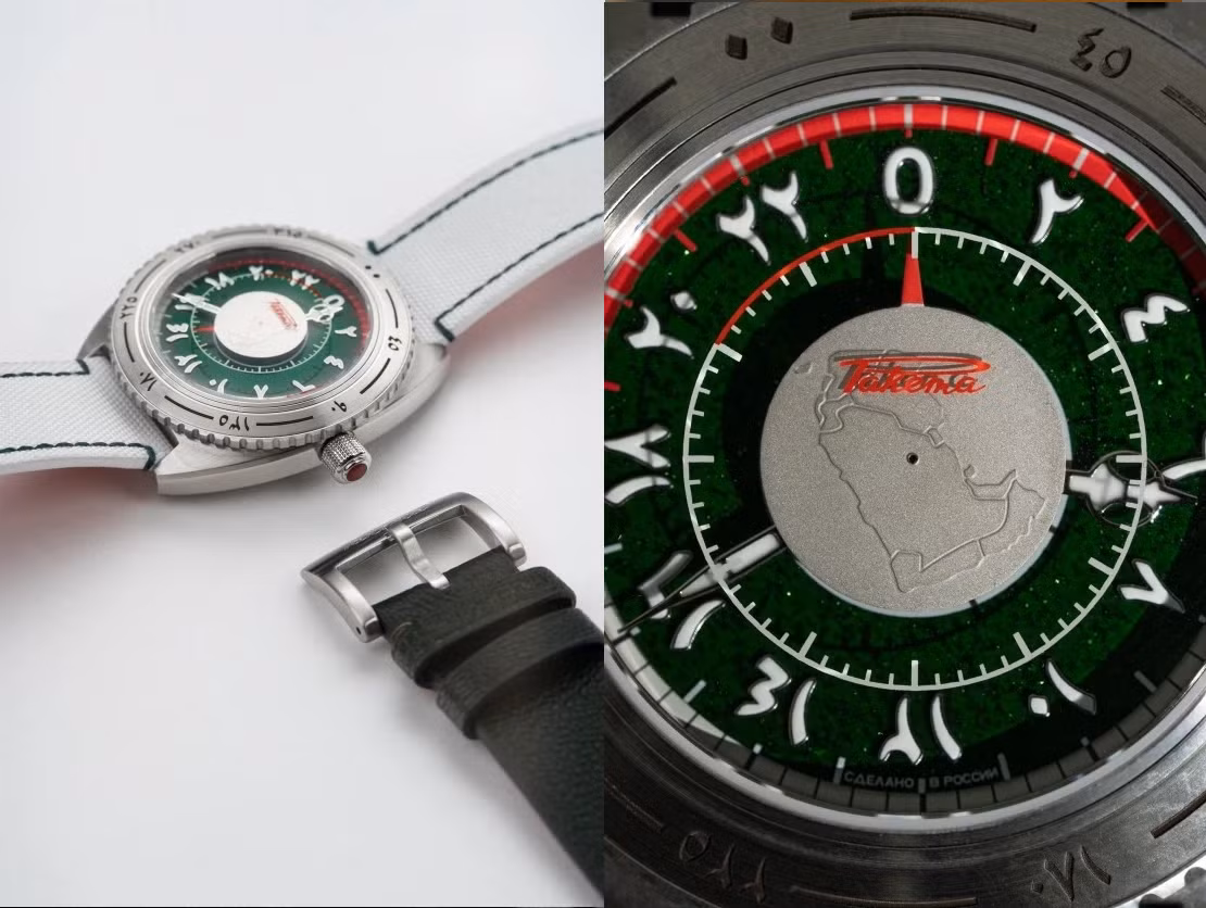 Mặt số bằng đá Aventurine xanh lá tượng trưng cho quốc kỳ Saudi Arabia, nổi bật với đĩa xoay hiển thị bản đồ quốc gia ở trung tâm và thang đo 24 giờ đỏ-trắng. Phiên bản giới hạn chỉ 60 bộ, đi kèm 2 dây đeo và cặp găng tay phi hành gia, giá bán 13.750 SAR (khoảng 3.700 USD). Ảnh: Raketa.