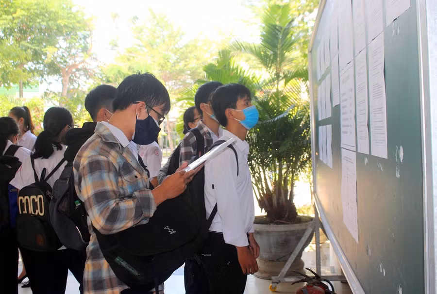 Quang Ngai co hon 14.500 thi sinh dang ky thi tot nghiep THPT