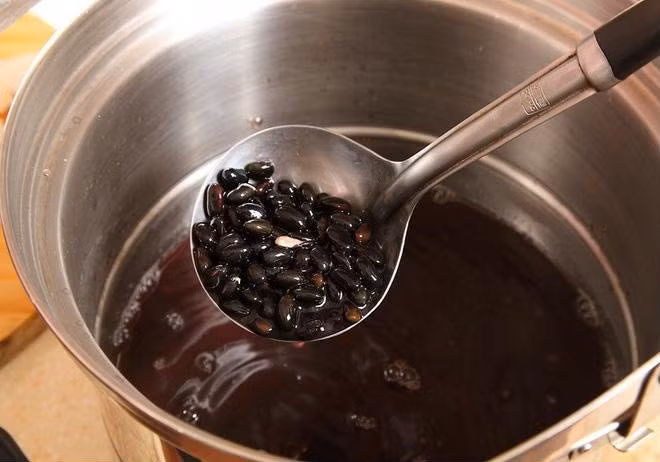 Đỗ đen có thể giảm cân nhưng 5 nhóm người này cần tránh - Hình 2 Do den co the giam can nhung 5 nhom nguoi nay can tranh-Hinh-2