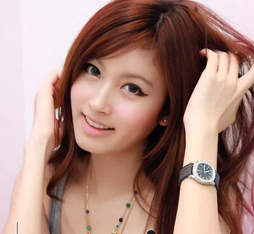 Nong Poy là mỹ nhân chuyển giới số 1 Thái Lan và thế giới.