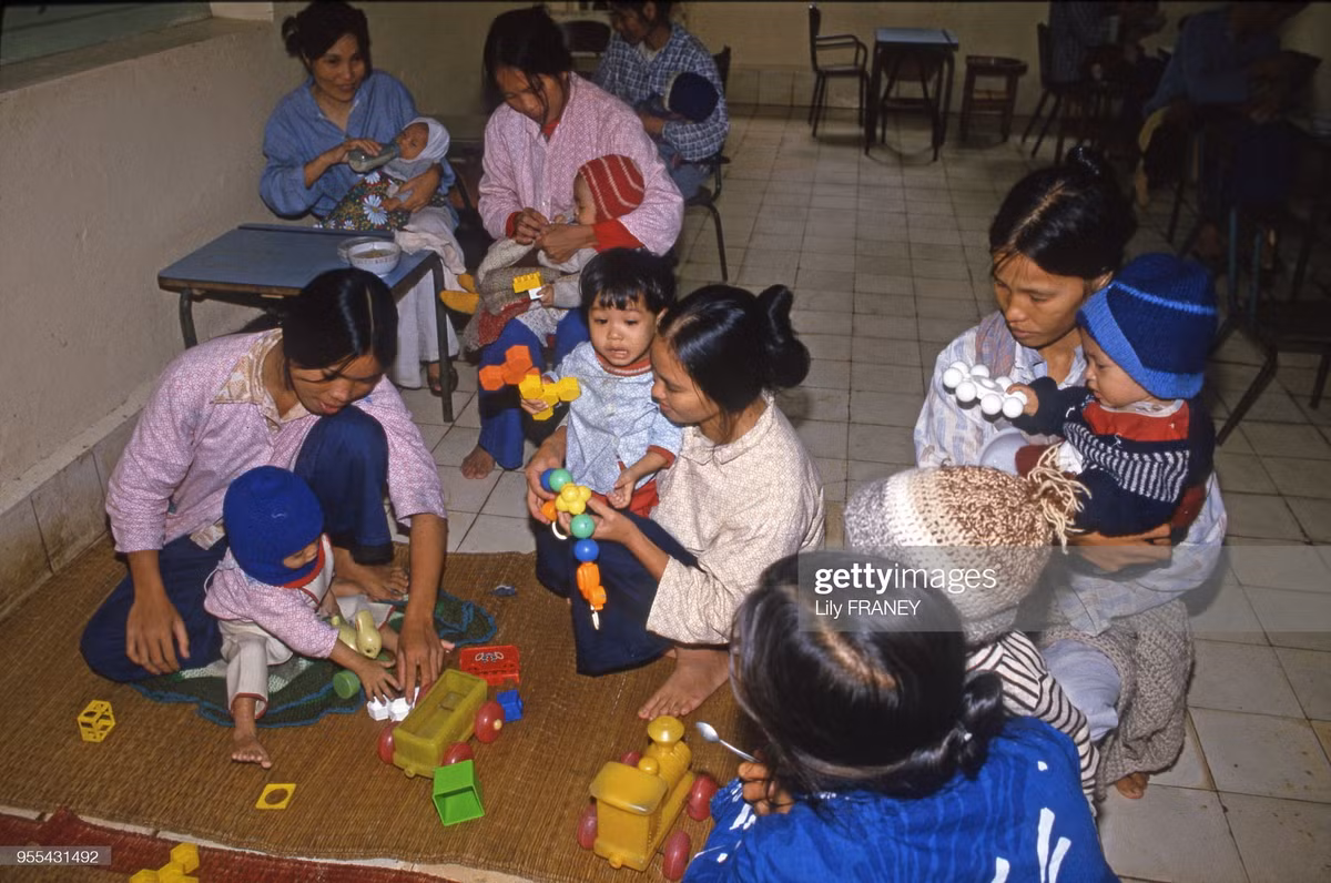 Trong phòng sinh hoạt chung ở khoa Sản, Bệnh viện Saint-Paul.