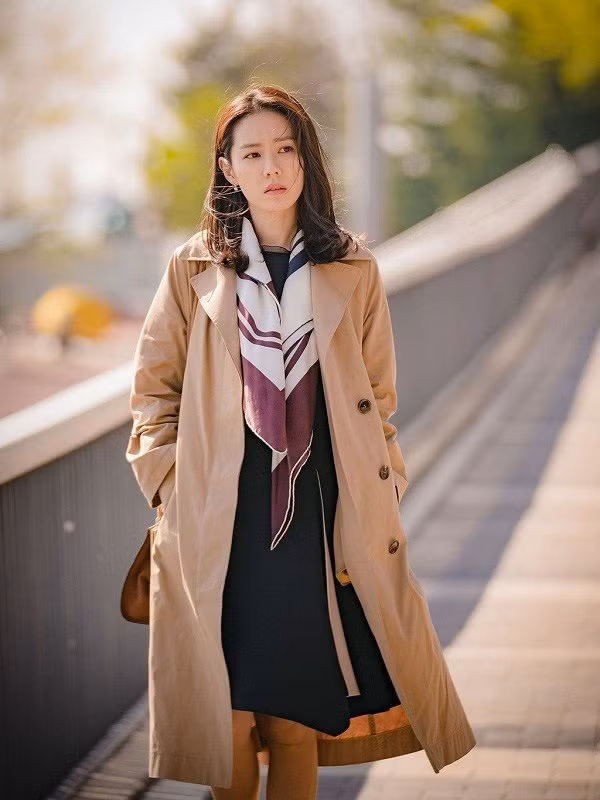 Hoc sao Han dien trench coat dat diem 10 sanh dieu vao nhung ngay dau Xuan-Hinh-7