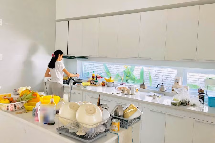 Cong Vinh-Thuy Tien giau co co nao?-Hinh-4