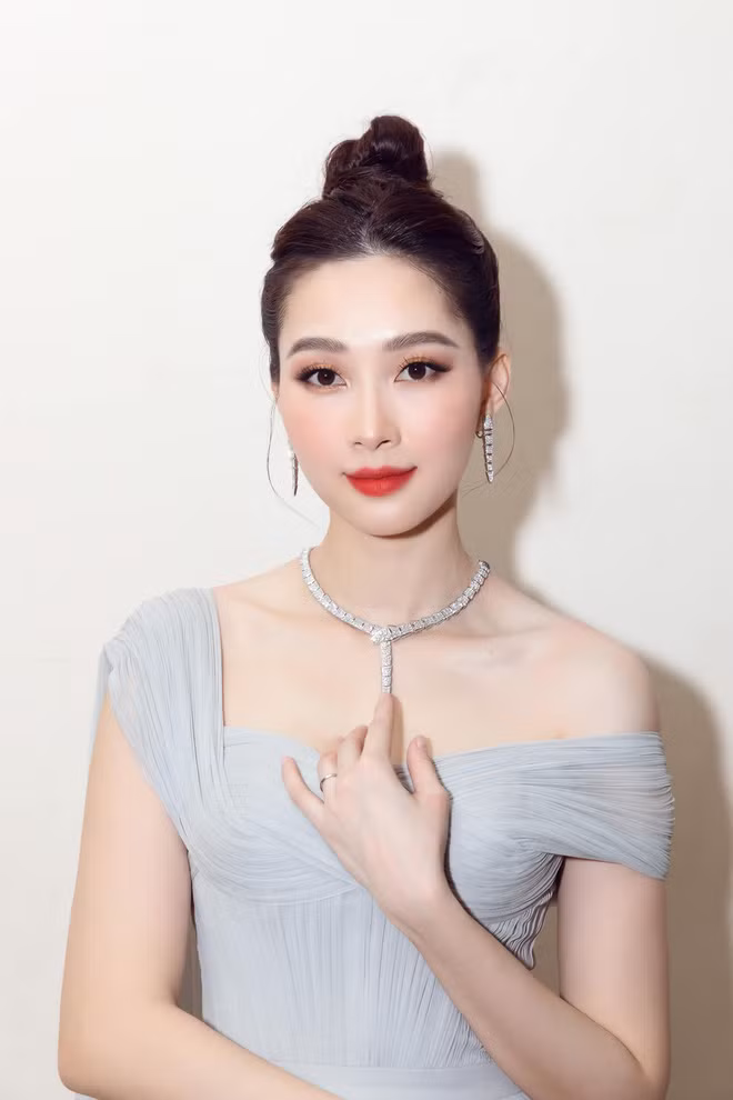 Dan tinh dao lai khoanh khac ve truong cua Hoa hau Thu Thao-Hinh-4