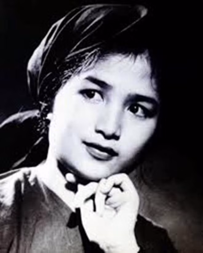 Cuoc song binh di cua NSND Tra Giang o tuoi 80