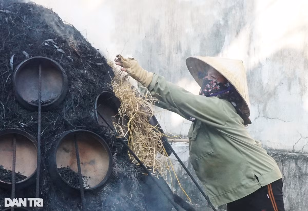 Người mắc "nghiệp" với nghề "ngồi tức ngực, đứng rát da" - Hình 9 Nguoi mac