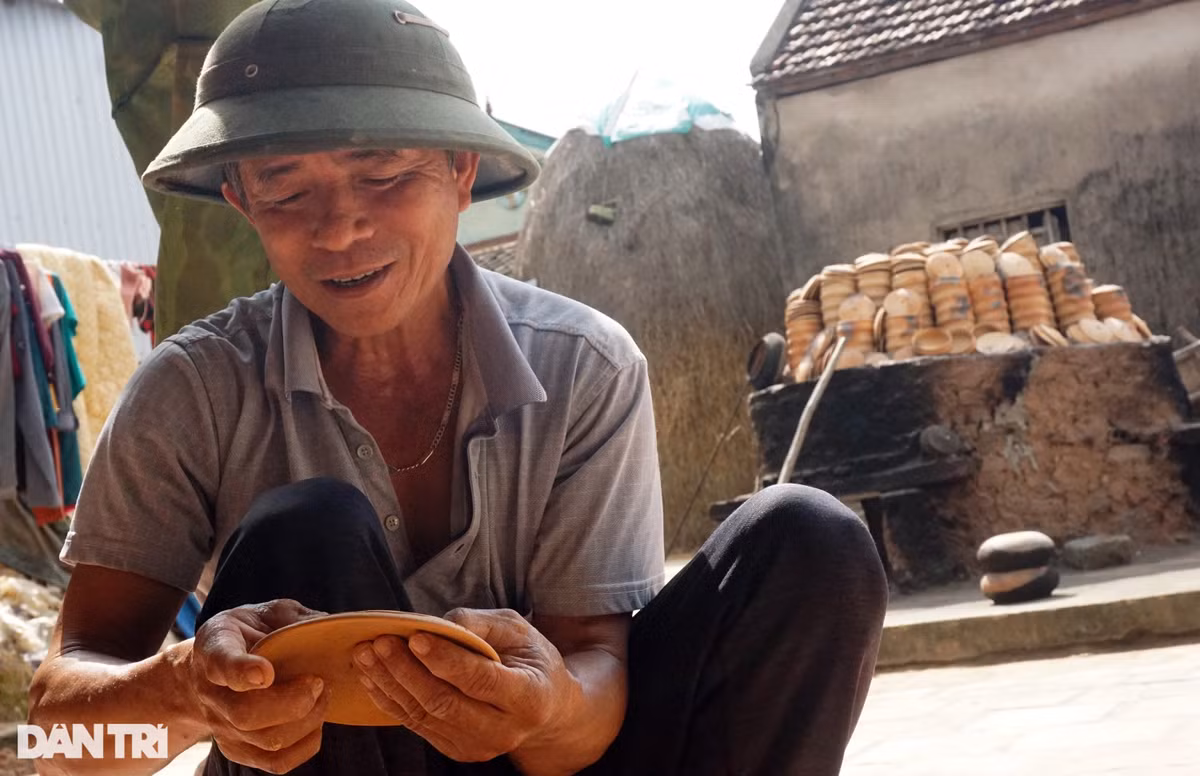 Người mắc "nghiệp" với nghề "ngồi tức ngực, đứng rát da" - Hình 5 Nguoi mac