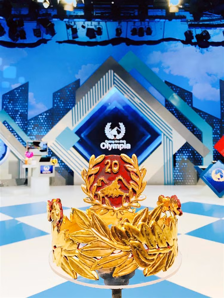 Lộ ảnh vòng nguyệt quế Olympia 2021, có khác năm trước? - Hình 3 Lo anh vong nguyet que Olympia 2021, co khac nam truoc?-Hinh-3