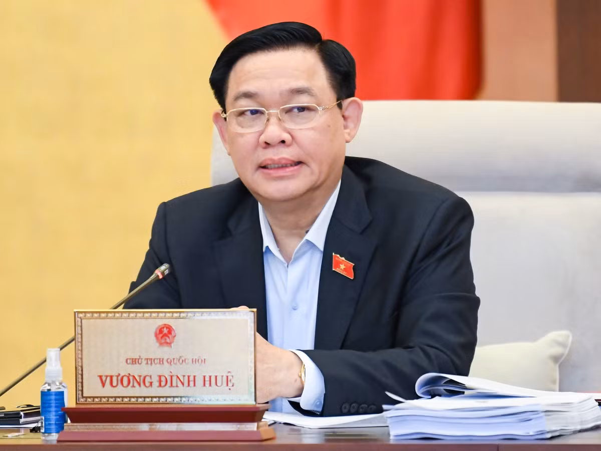 De xuat dau gia bien so xe muc khoi diem 40 trieu dong-Hinh-2