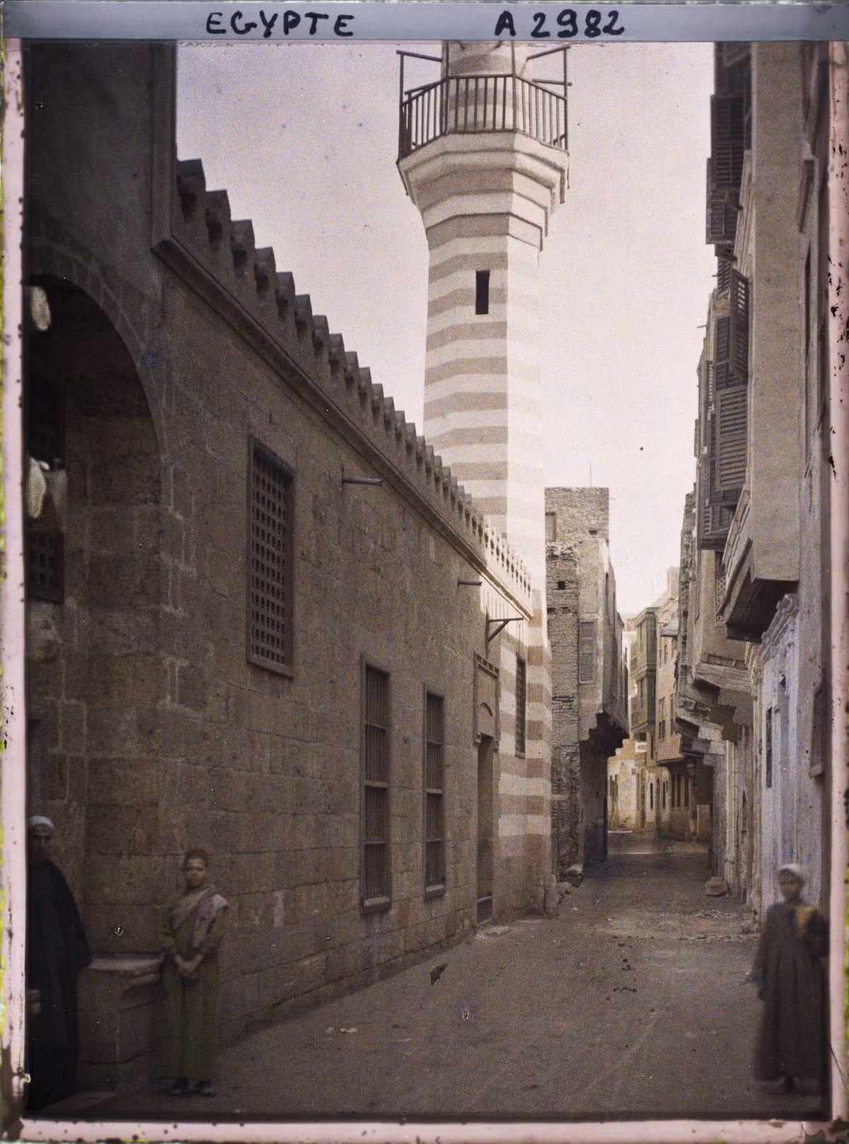 Cảnh đời thường trong khu phố cổ Cairo.