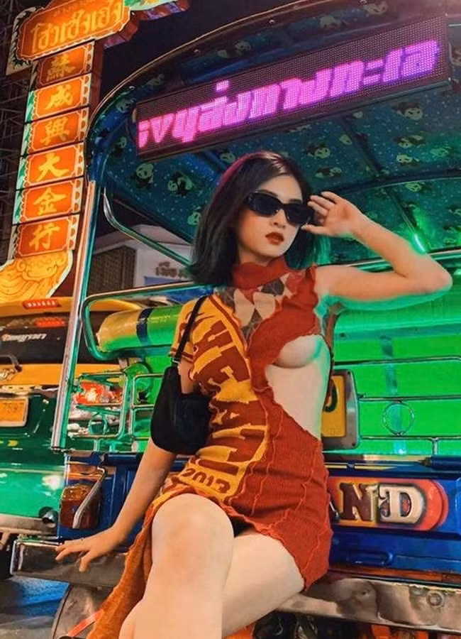 Mac “ho chan nguc“: Co gai Sai thanh dat cun di dao co hot bang “thanh nu My Go“?-Hinh-7