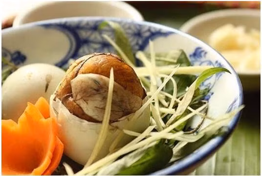 F0 o nha an 1 qua trung vit lon vao thoi diem 'bo tua nhan sam'-Hinh-5