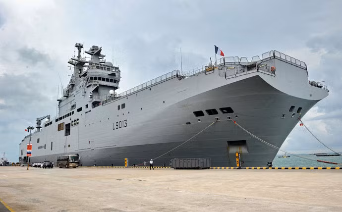 Tàu đổ bộ Mistral/
