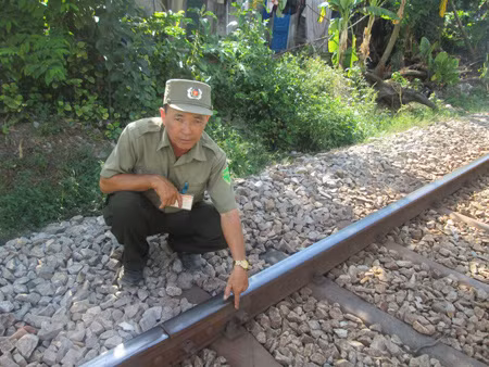 Năm 1993, Bửu tổ chức đám cưới trong sự ngỡ ngàng của mọi người. Ai cũng không ngờ rằng, Bửu cuối cùng cũng có bến đỗ cho mình. Hạnh phúc như vỡ òa với anh khi chị sinh được đứa con ngoan, học giỏi. Chị Phạm Thị Thu Hà bồi hồi nhớ lại: “Nghĩ lại ngày đó cũng gan thiệt. Nhưng yêu nhau mà ai biết được. Mà cũng không sai lầm khi đến với anh. Anh luôn yêu thương vợ con, biết lo gia đình”.