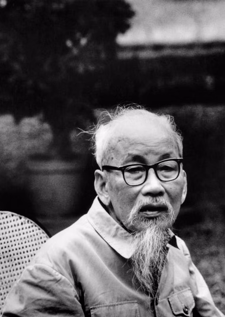 Chân dung Chủ tịch Hồ Chí Minh gần những tháng cuối đời của Người.