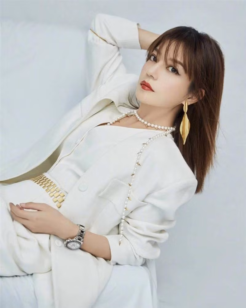 Triệu Vy sau một năm bị cấm sóng - Hình 2 Trieu Vy sau mot nam bi cam song-Hinh-2