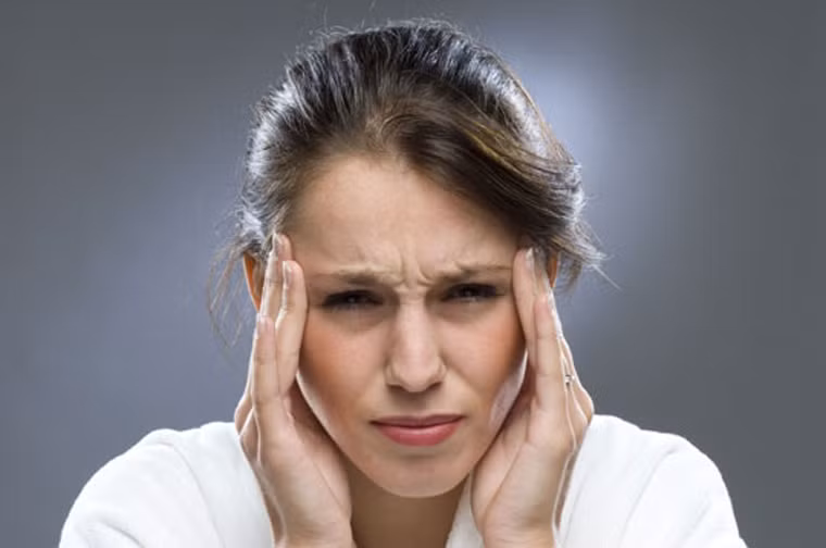 Bệnh nhân sử dụng thuốc chống dị ứng nhất định cũng được khuyến cáo không nên ăn bưởi nhằm tránh các hiện tượng như đau đầu, tim đập mạnh, loạn nhịp tim, thậm chí là đột tử.