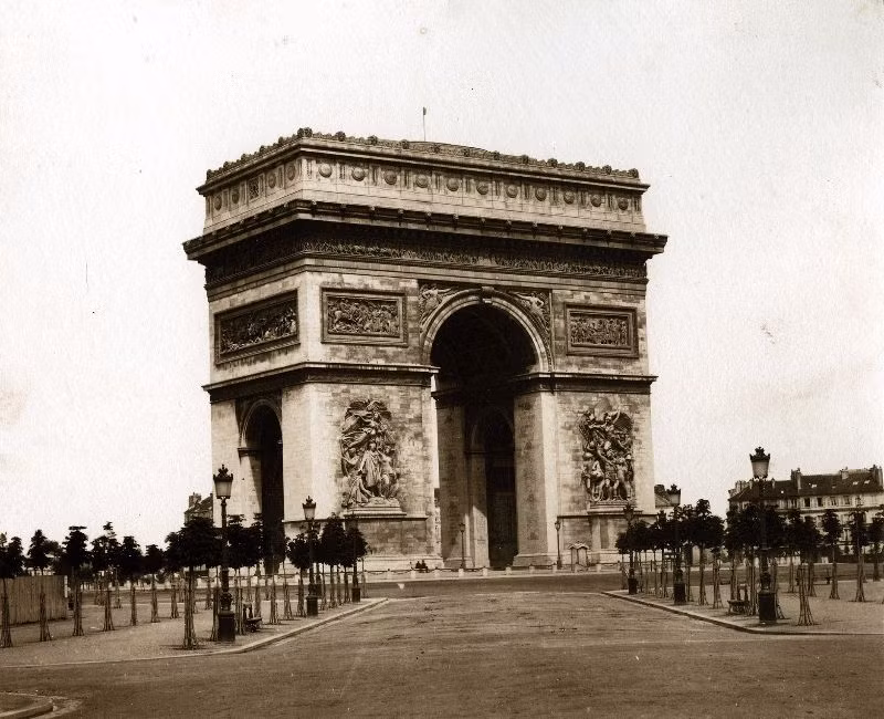 Khải Hoàn Môn Paris, 1865.