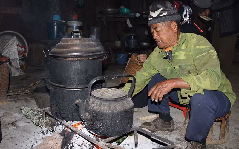 Doc dao phong tuc don Tet cua dong bao dan toc Mong-Hinh-2