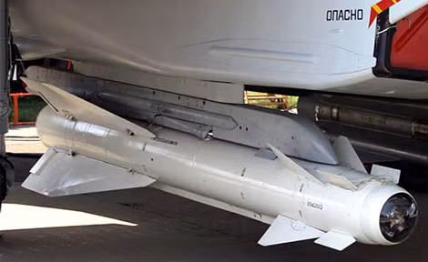 Tên lửa Kh-29L/T tuy tầm bắn chỉ là 10-12km nhưng sức công phá thì mạnh khủng khiếp.