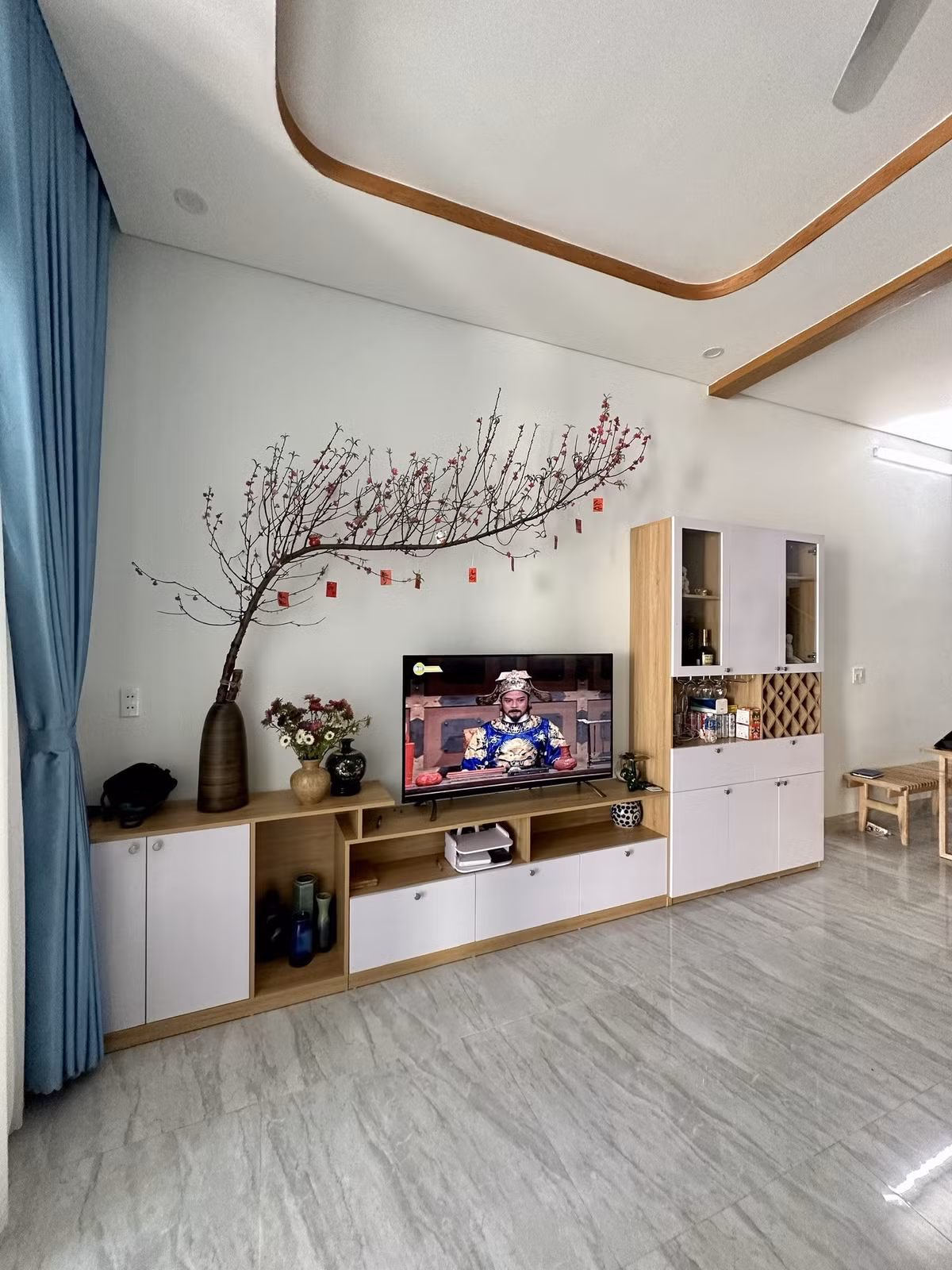 Ngôi nhà phố biển thông gió mát lịm, không gian đóng mở - Hình 9 Ngoi nha pho bien thong gio mat lim, khong gian dong mo-Hinh-9