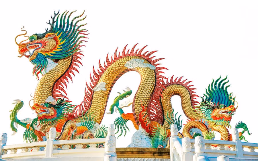 Năm nay, những người tuổi Thìn sẽ có cơ hội đạt được những tiến bộ vượt bậc trong sự nghiệp. Trí thông minh cùng nỗ lực không ngừng nghỉ của họ sẽ mang lại cho họ những phần thưởng xứng đáng.