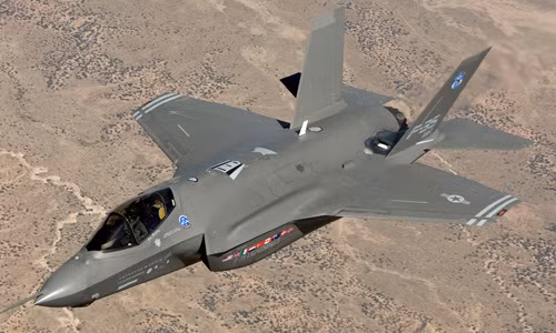 Máy bay chiến đấu đăt tiền F-35.