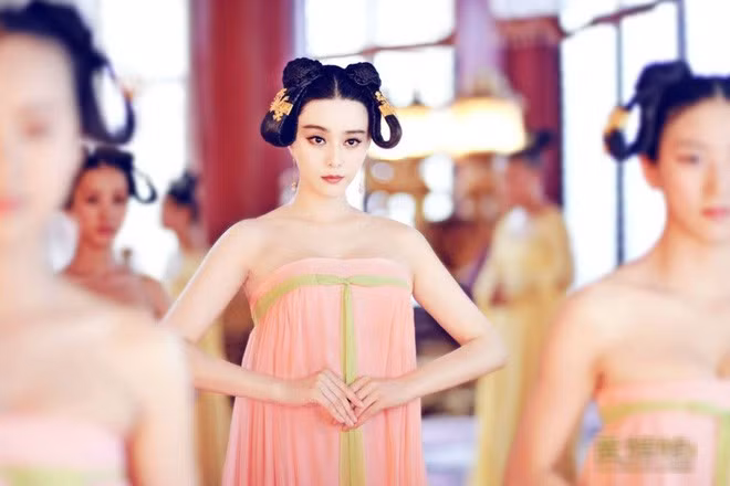 Lý do cung nữ trong cung ngủ không được ngửa mặt Ly do cung nu trong cung ngu khong duoc ngua mat
